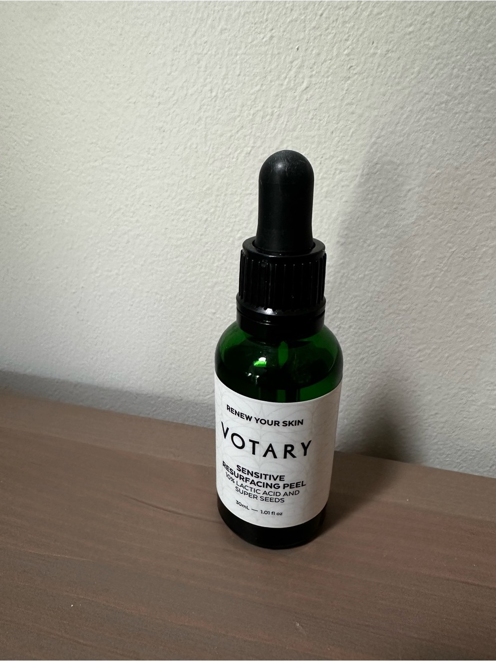 Votary- sensitive resurfacing peel. 30ml